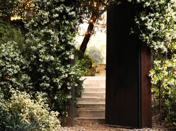 1830 Old Orchard Rd, Los Angeles, CA 90049