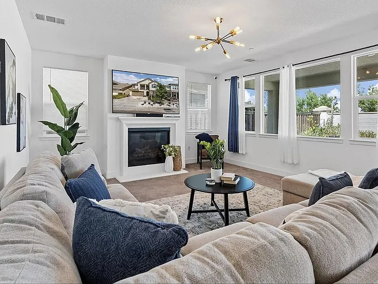 17950 Kerry Ct — Photo 14