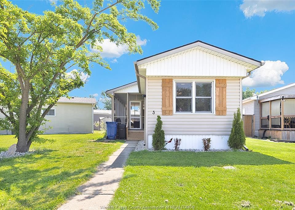 1st image of 3 Lilac Ct