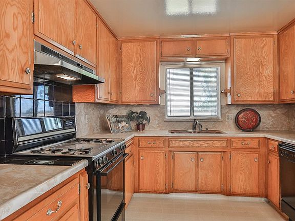 5th image of 7308 Gardner Ave