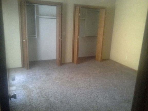 MASTER BEDROOM WITH TWO CLOSETS, TWO CLOSETS IN 2ND BED TOO.
