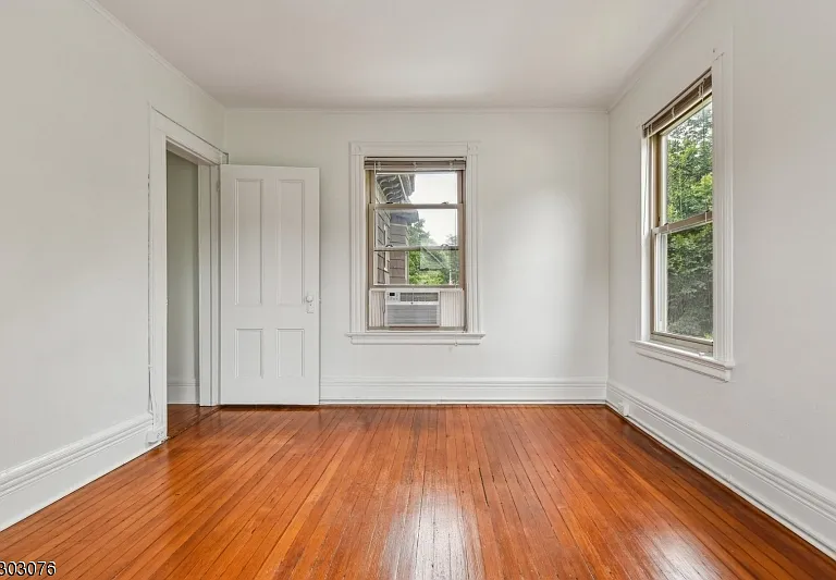 90 Midland Ave #4 — Photo 14