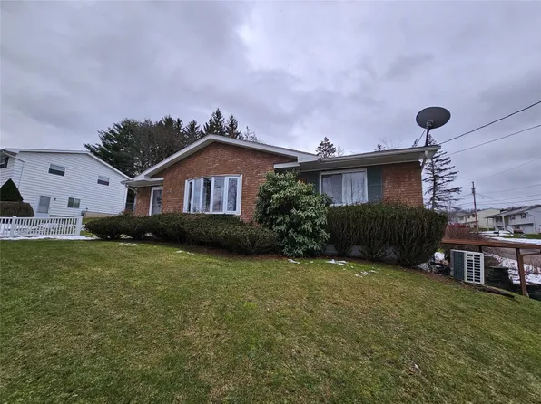 4196 Cheryl Dr, Binghamton, NY 13903