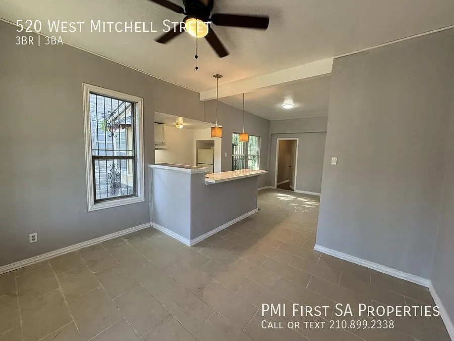 3 bedrooms and 3 bathrooms house available for move in! — Photo 3