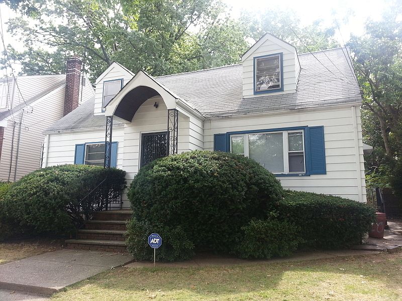 2nd image of 20 Lenox Ave