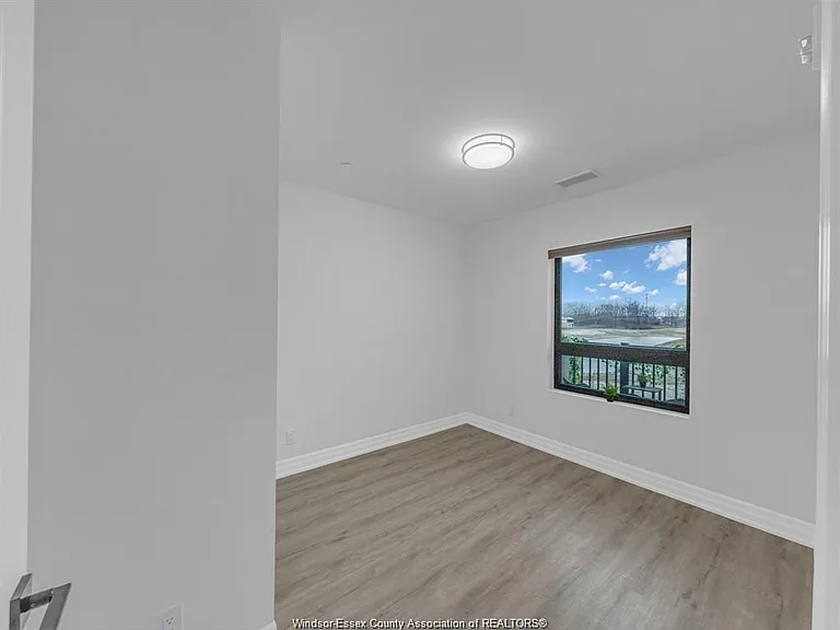 7337 Meo Blvd — Photo 16