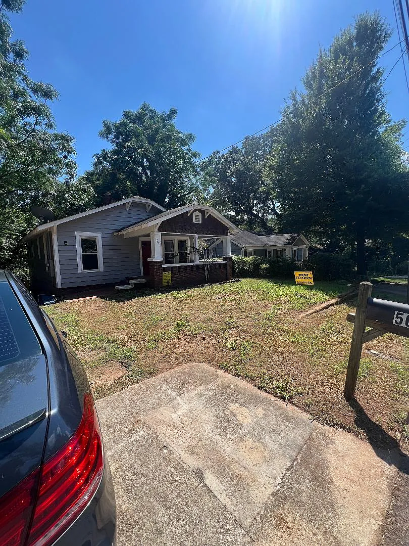 2 bed, 950 sqft, $2,195 — Photo 1