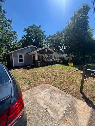 565 Mead St SE Photo 1