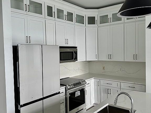 4th image of 711 Cosmopolitan Dr NE Unit 815