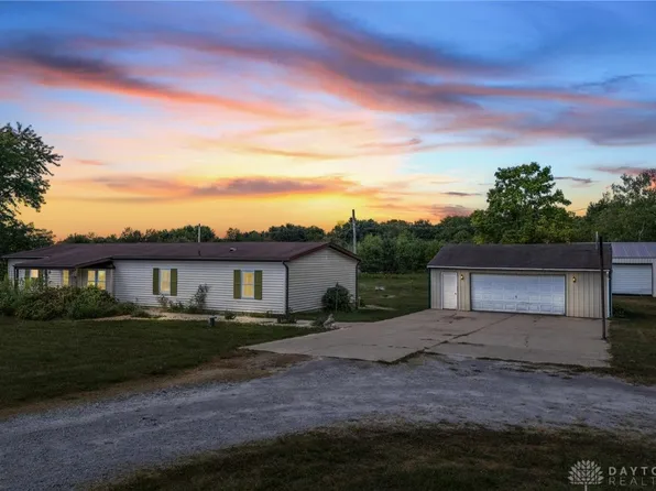 6515 Mad River Rd, Hillsboro, OH 45133