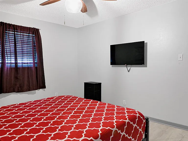 1806 Clayton Dr — Photo 17