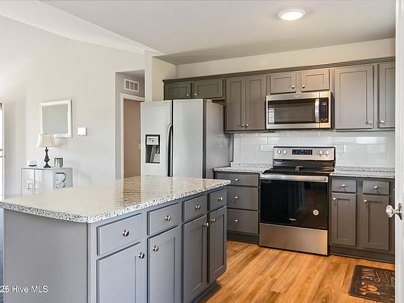 5th image of 719 New Daniels Chapel Road