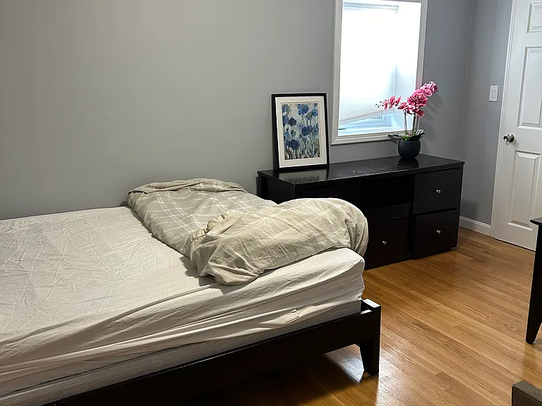 14 Aberdeen Ave #B1 — Photo 37