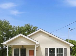 227 Stonewall St, Strasburg, VA 22657