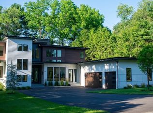 29 Barberry Rd, Lexington, MA 02421