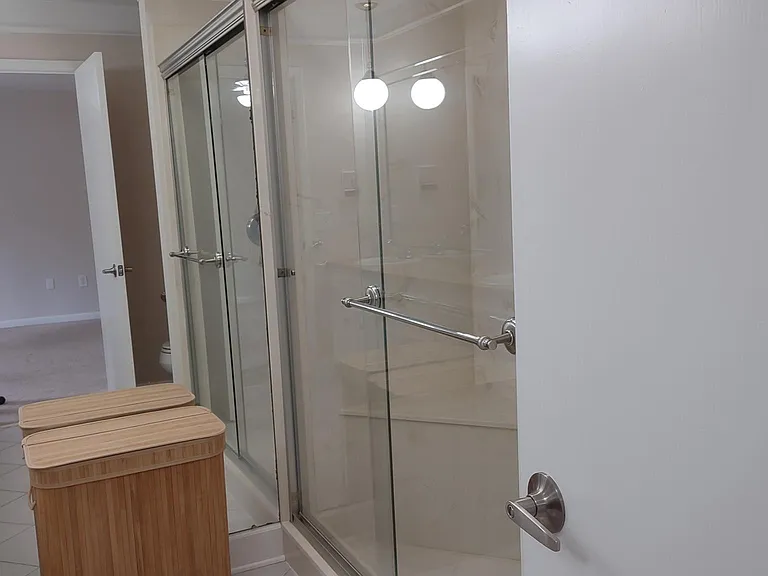13 Village Green Cir — Photo 26