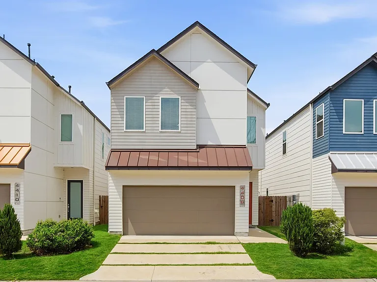 4408 Santorini Ln — Photo 1