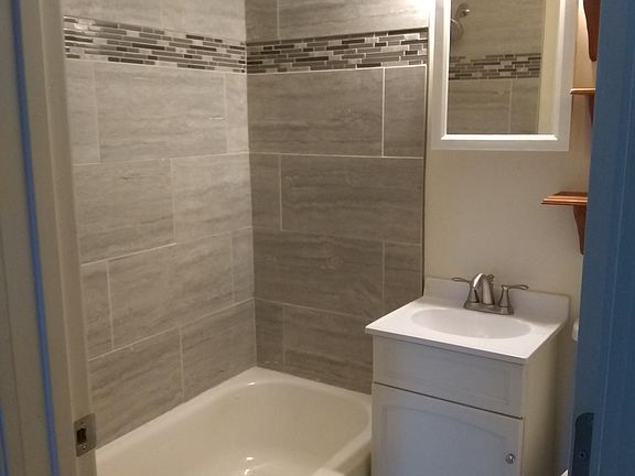 2nd image of 5016 Indianapolis Blvd