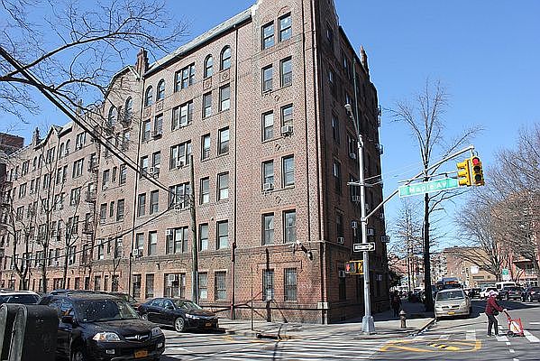1st image of 42-20 Kissena Blvd #E-4