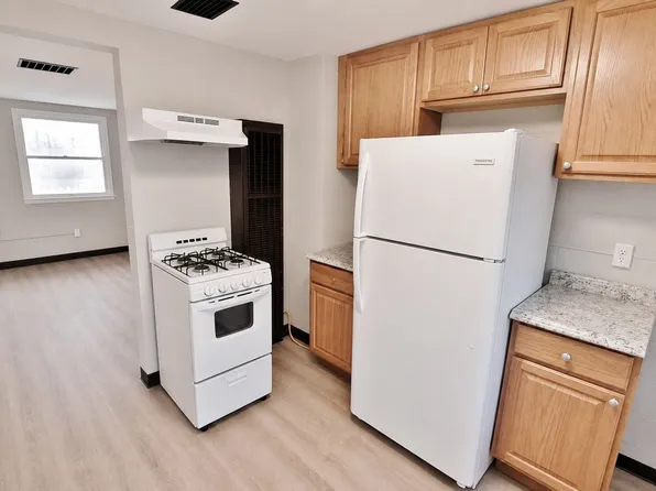 240 W High, 240 W High St APT 3, Gettysburg, PA 17325