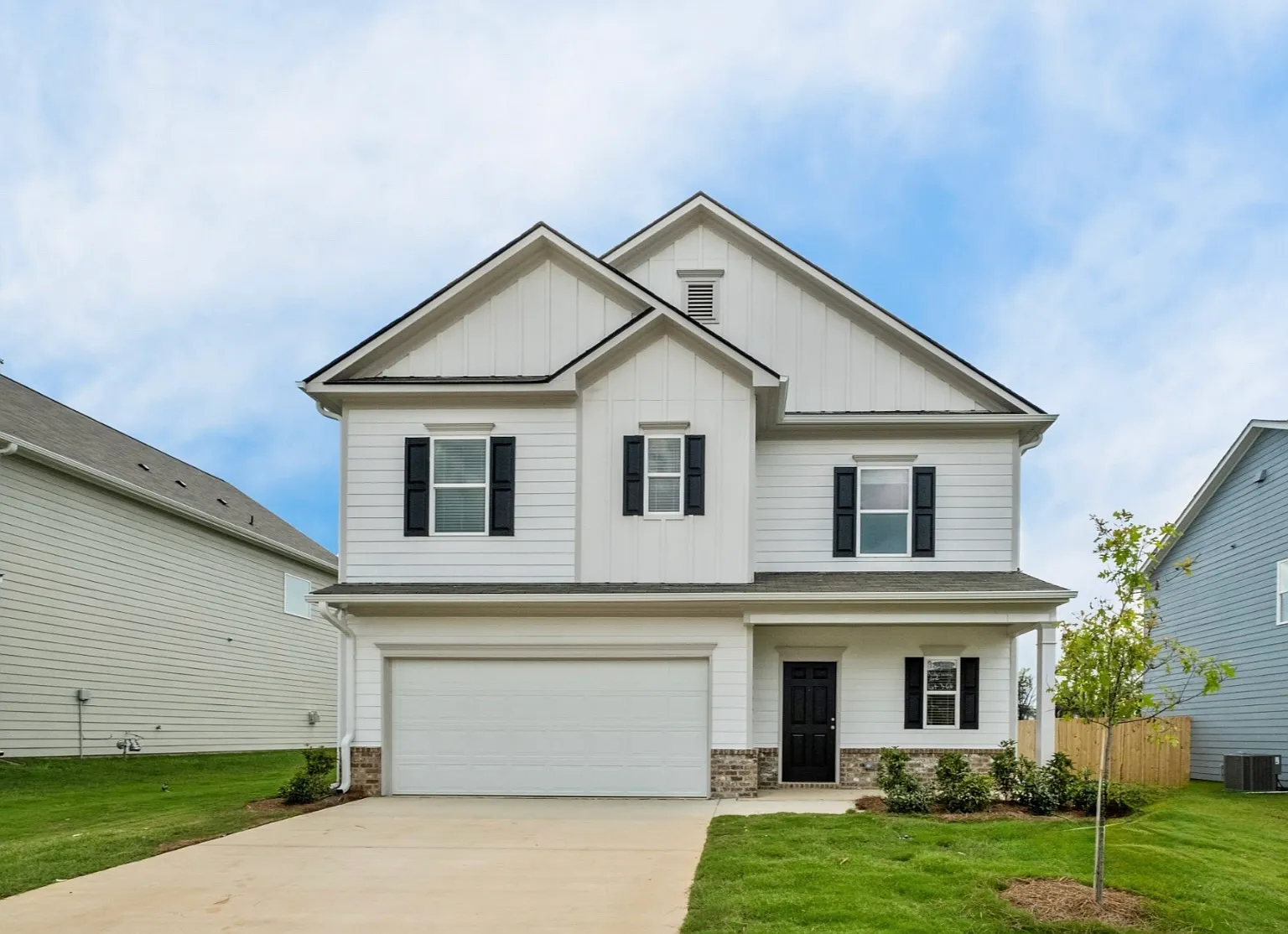 3 bed, 1899 sqft, $2,075 — Photo 1
