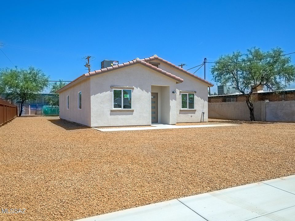 1st image of 672 W Calle Romeo