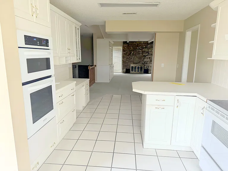 4657 Butterfield Coach Rd — Photo 13