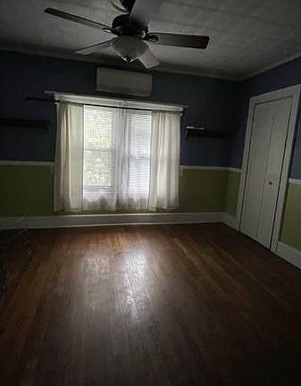 4th image of 3836 Country Club Rd