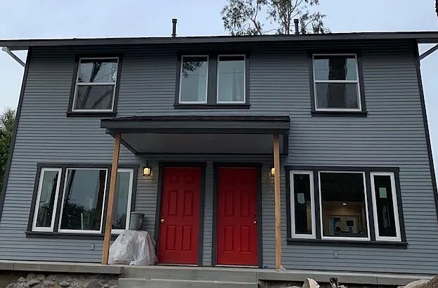 147 W Gladstone St — Photo 1