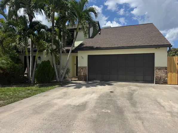 121 Beaumont Ln, Palm Beach Gardens, FL 33410