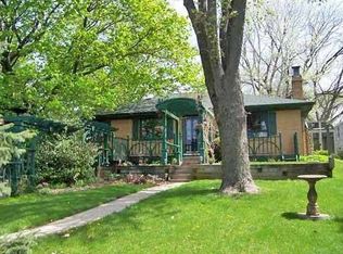 1205 W Washington St, Oregon, IL 61061