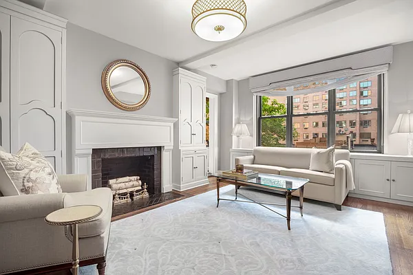 Sold by Compass | media 1