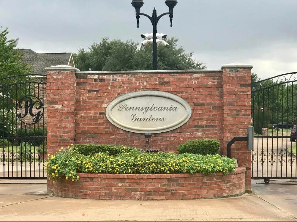 5 bed, 3188 sqft, $3,100 — Photo 2