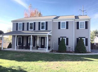 565 Westbrooke Dr, Elizabethtown, PA