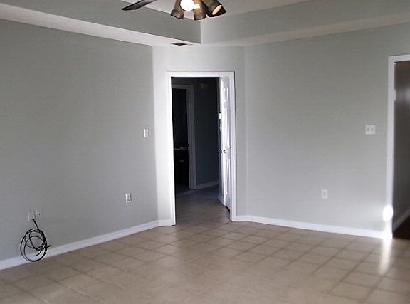 3rd image of 6667 Brookridge Dr