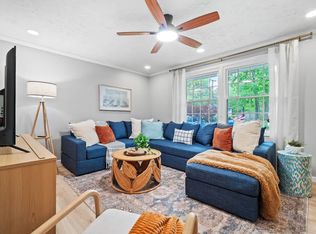 5012 Hollyview Dr #Id1496126p, Vermilion, OH 44089