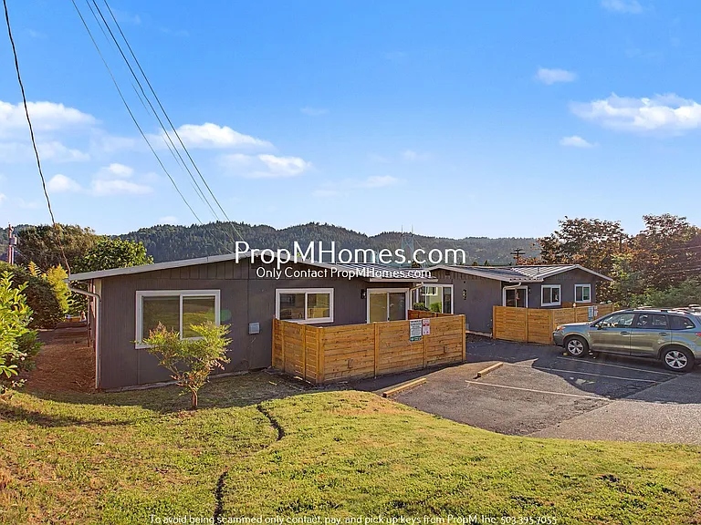 7032 N Burlington Ave — Photo 21