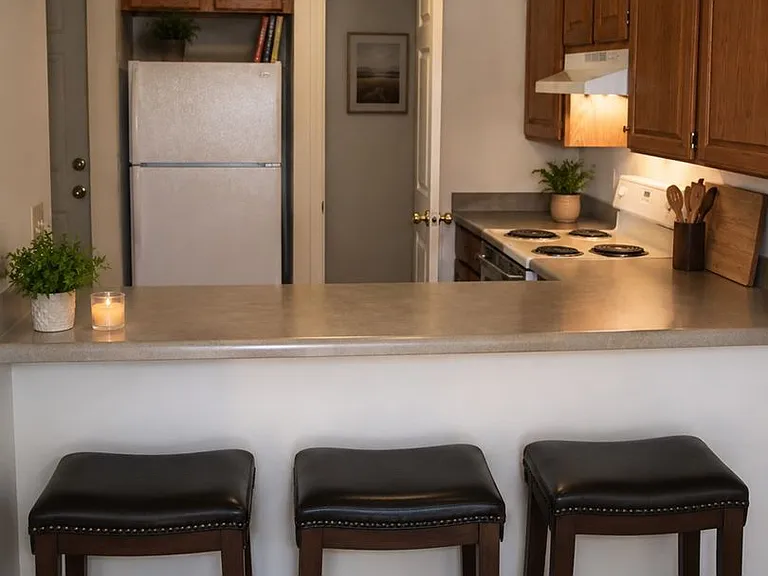 Conservancy Park Apartments — Photo 40