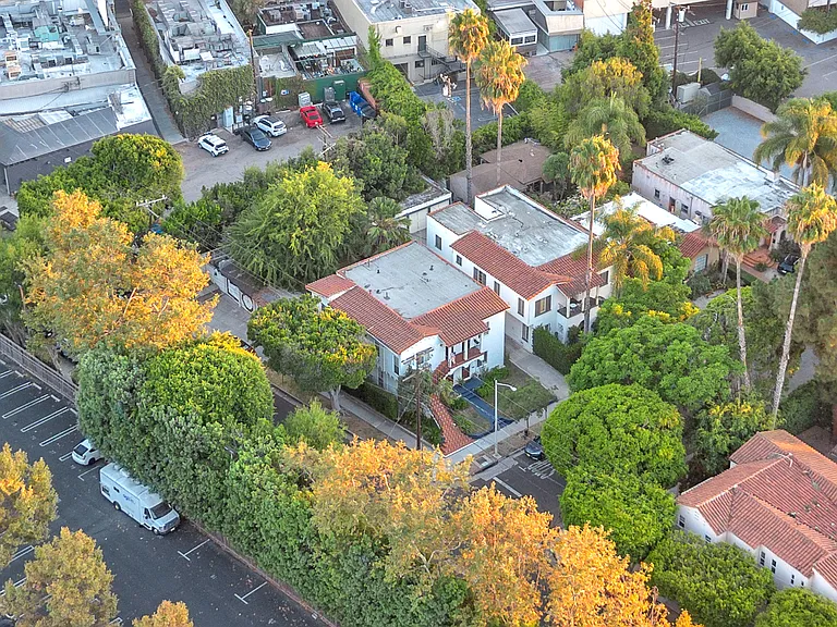 8700 Bonner Dr — Photo 36