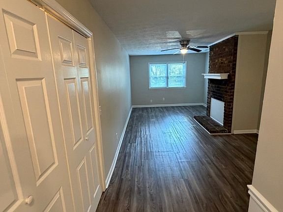 4th image of 1236 Hamilton Dr