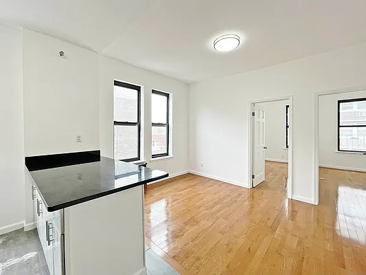 Rented by Taichi Fudosan | media 3