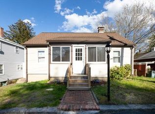 11 Crawford Rd, Braintree, MA 02184