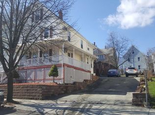 27 Oakland Ave, Everett, MA 02149