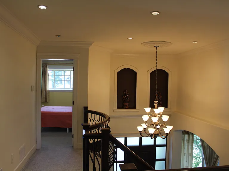 19670 71a Ave #UPPER TWO LEVEL — Photo 19