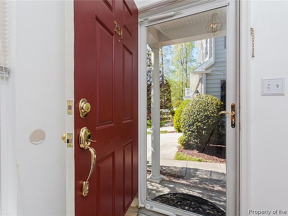 3rd image of 234 Claiborne Dr #Na