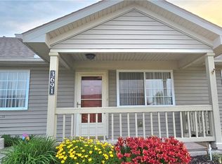 3691 Colony Hill Dr, Zanesville, OH 43701