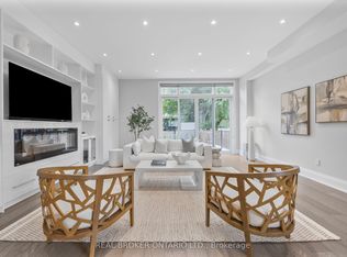 9 A Maple Ave N, Mississauga, ON L5H 2R9