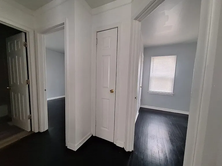 3890 Poplar Ave — Photo 7