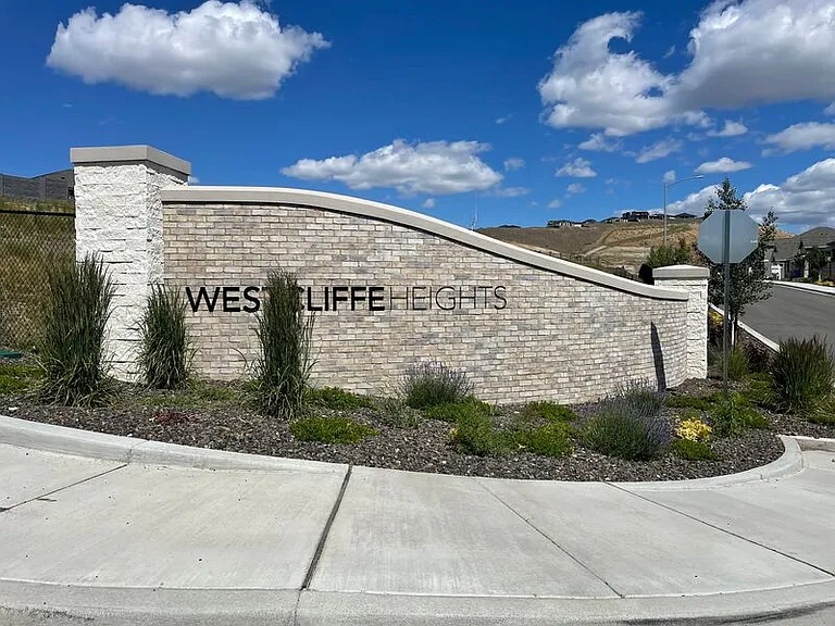 2319 Skyview Loop — Photo 36