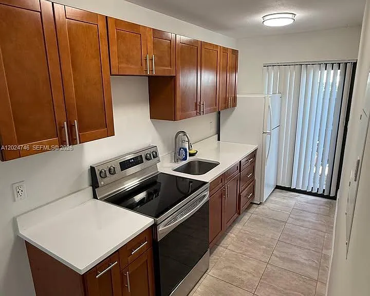 1021 W Las Olas Blvd #3 — Photo 7